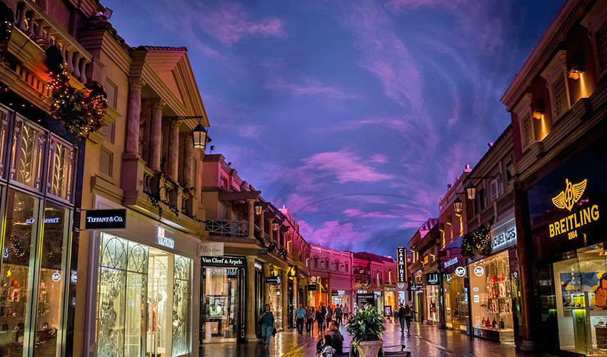 Best Shopping in Las Vegas (On & Off the Strip)