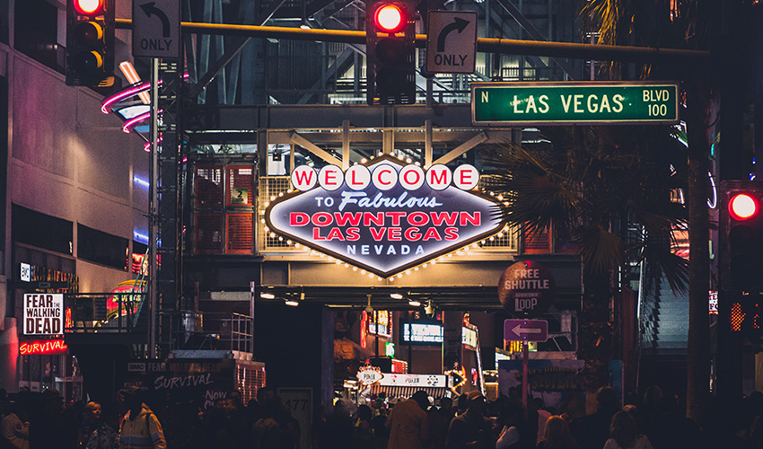 Las Vegas Downtown Vs The Strip